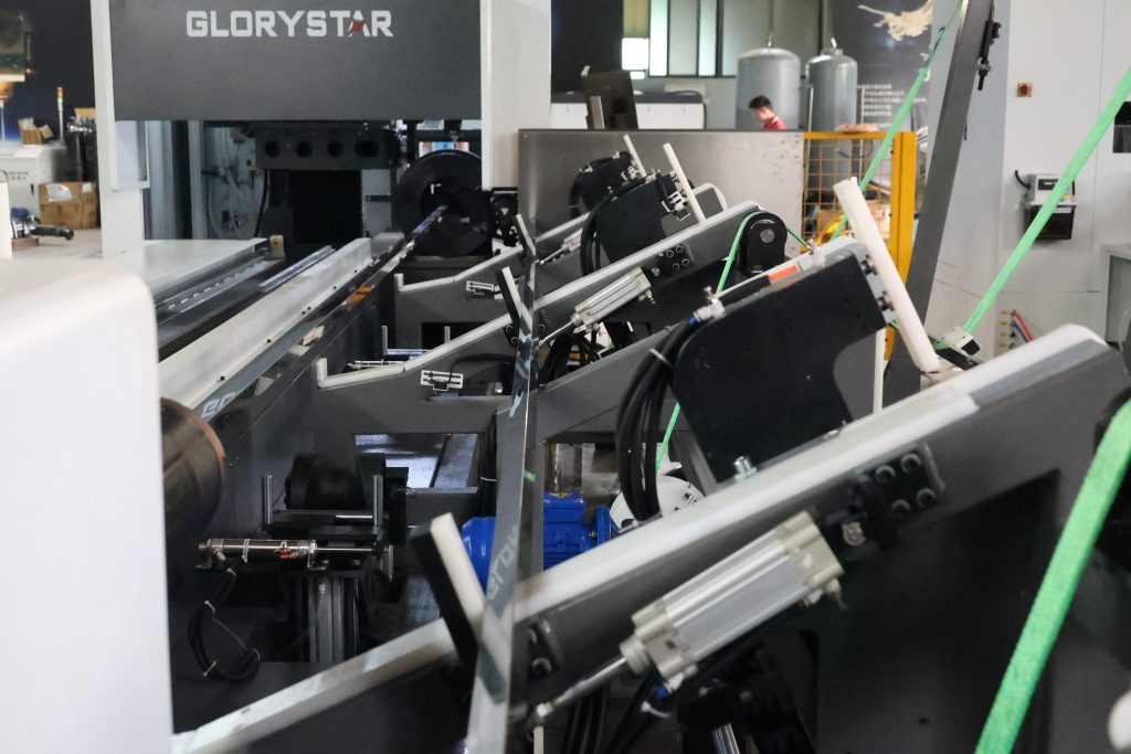 fiber laser cutting machine automated loader