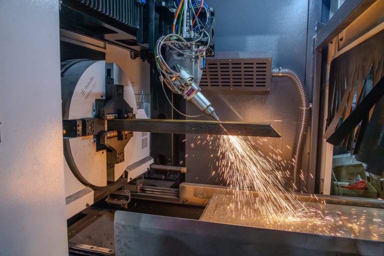 Tube Laser Cutting vs Traditional Tube Processing: Which Is Better? Featured Image